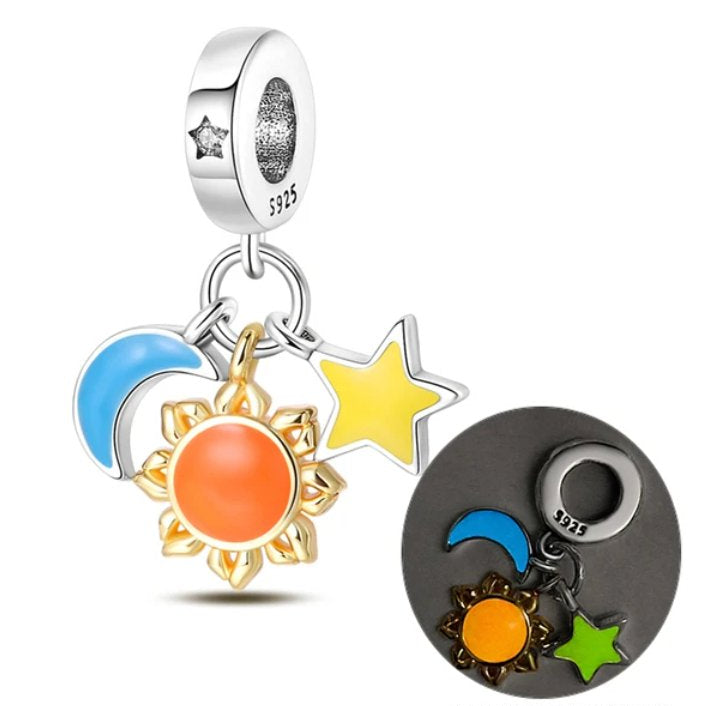 Charm Brilla en la Oscuridad Sol Luna Estrella - palacecharacters